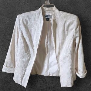 Kasper Floral Pattern Three Quarter Sleeve Open Front Lined Blazer Women 8